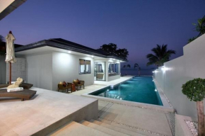 7 Bedroom Beautiful Beach Front Villa